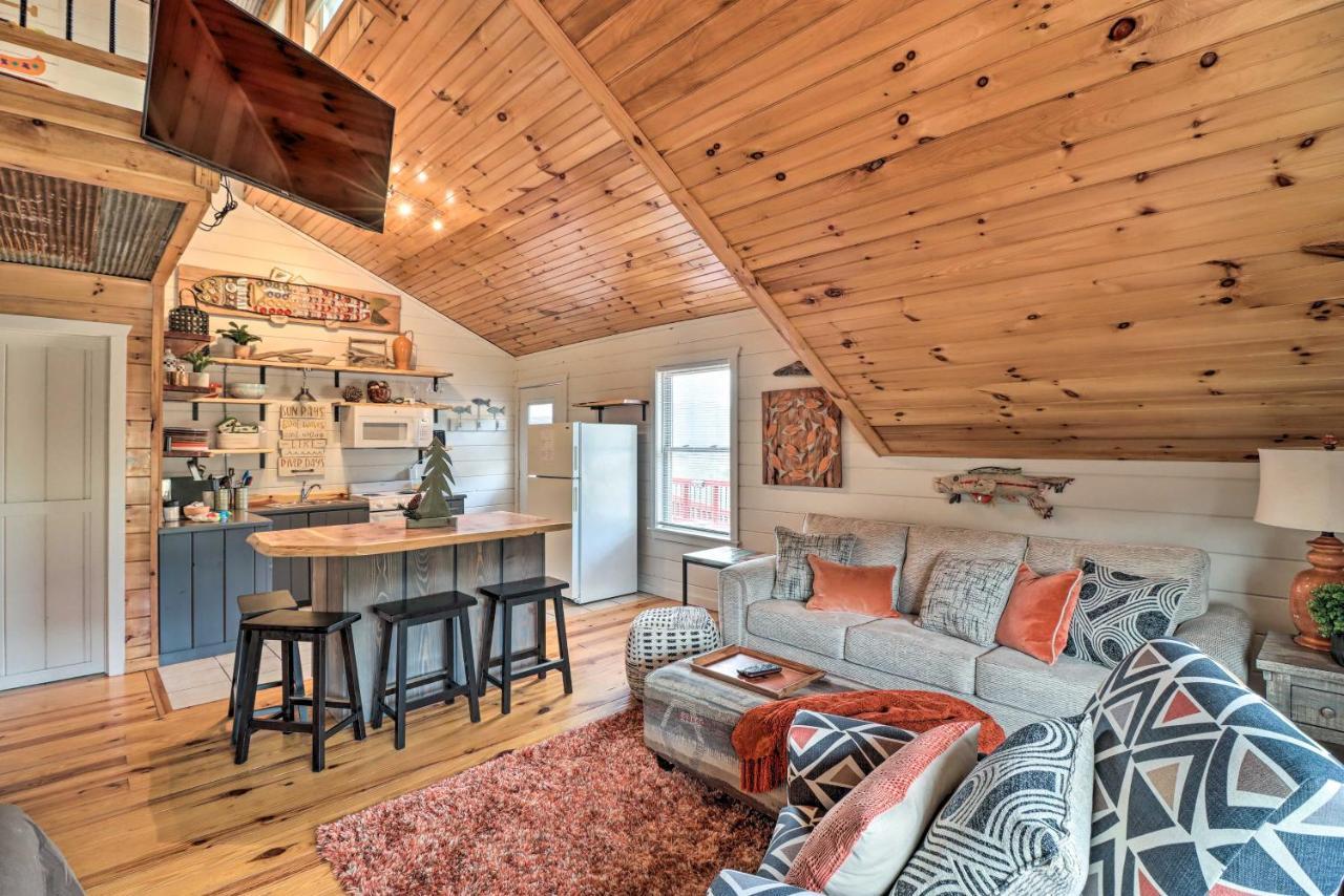 Cheery Pet-Friendly Studio With Shared Fire Pit Mountain View Luaran gambar