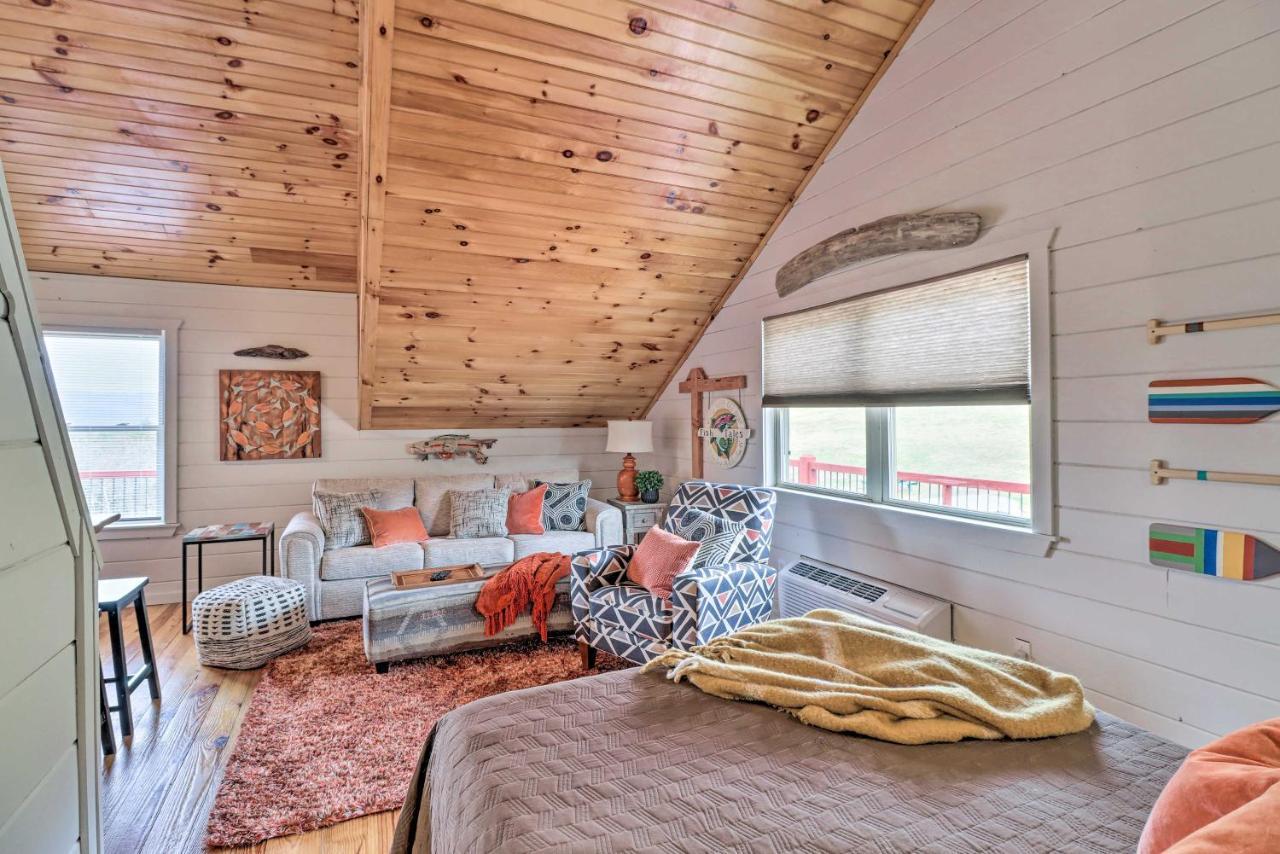 Cheery Pet-Friendly Studio With Shared Fire Pit Mountain View Luaran gambar