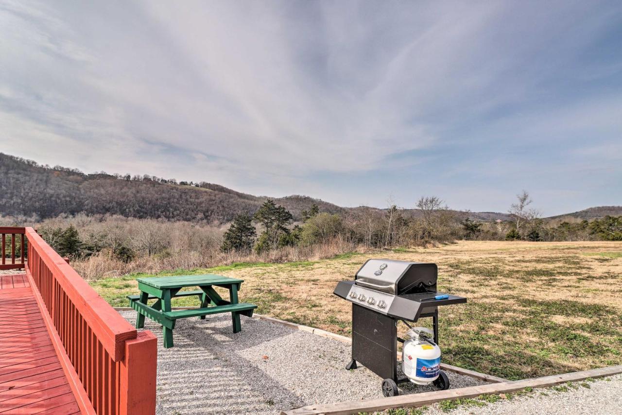 Cheery Pet-Friendly Studio With Shared Fire Pit Mountain View Luaran gambar